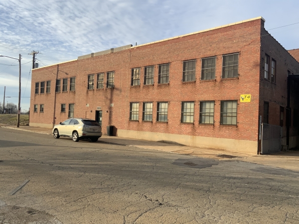 Listing Image #1 - Storage for lease at 2925 N. Market Street, St. Louis MO 63106