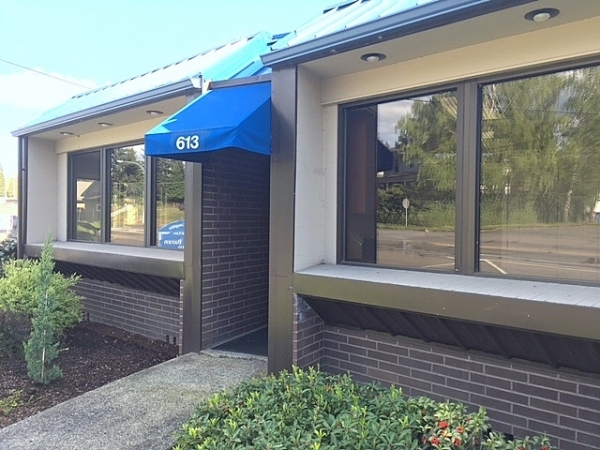 Listing Image #1 - Office for lease at 613 E McGloughlin Blvd, Vancouver WA 98663