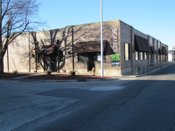 Listing Image #1 - Retail for lease at 723 S Neil Street, Champaign IL 61820