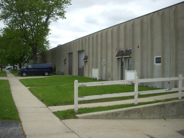 Listing Image #1 - Industrial for lease at 905 Industrial Drive, West Chicago IL 60185