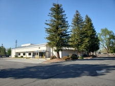 Retail property for lease in Anderson, CA