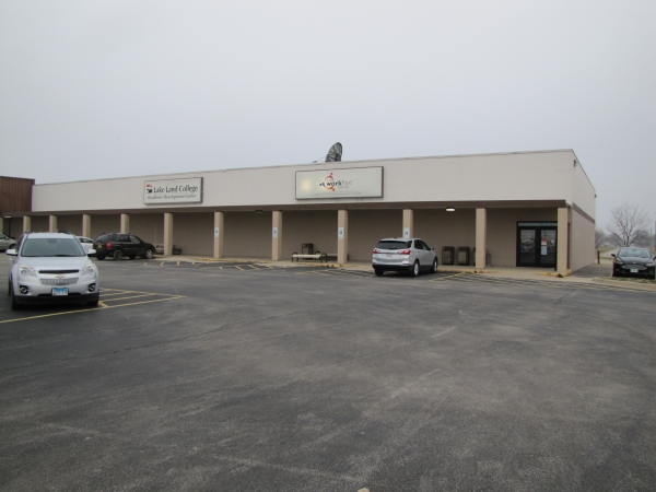 Listing Image #1 - Office for lease at 305 Richmond Avenue East, Mattoon IL 61938
