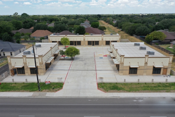 Listing Image #1 - Retail for lease at 1821 N. Shary Road #8, Mission TX 78572