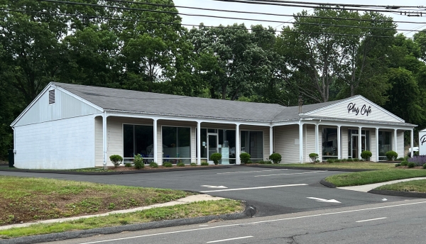 Listing Image #1 - Retail for lease at 439 Boston Post Rd, Guilford CT 06437