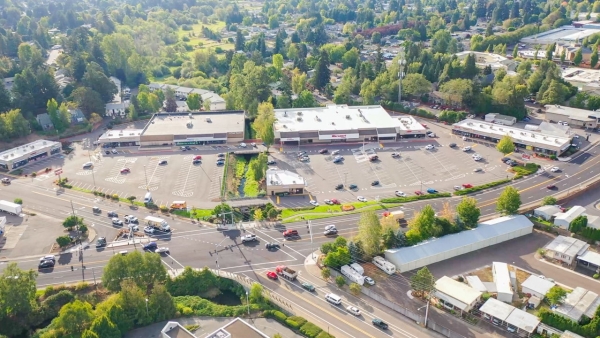 Listing Image #1 - Retail for lease at 5410 River Rd N, Keizer OR 97303
