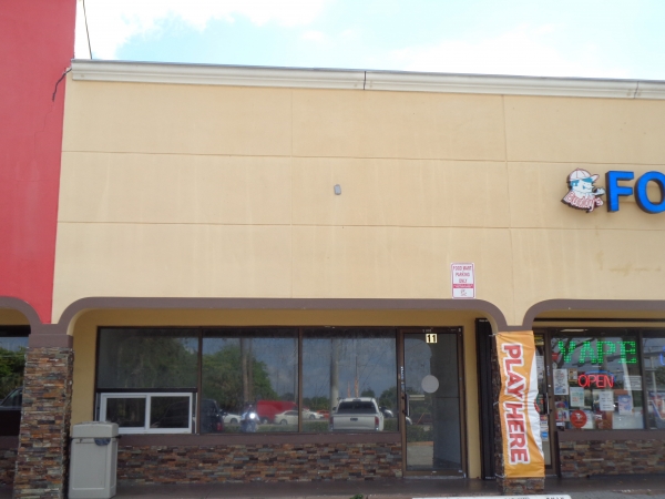 Listing Image #1 - Retail for lease at 5100 W Commercial Blvd #13, Tamarac FL 33319