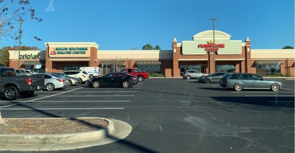 Listing Image #1 - Retail for lease at 2121 Eisenhower Parkway, Macon GA 31206