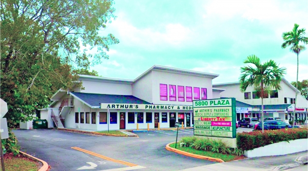 Listing Image #1 - Office for lease at 5820 N University Dr, Tamarac FL 33321