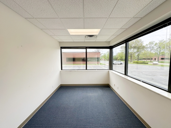 Listing Image #3 - Office for lease at 201 Knollwood Drive, Champaign IL 61820