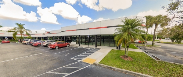 Listing Image #1 - Retail for lease at 3511 N Pine Island Rd, Sunrise FL 33351