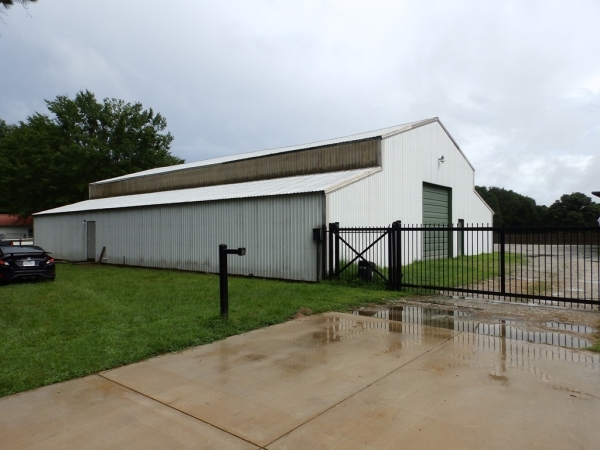 Listing Image #1 - Industrial for lease at 10627 CR 127, Flint TX 75762