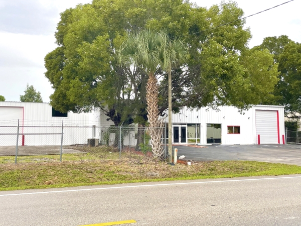 Listing Image #2 - Industrial for lease at 2119-2137 J And C Blvd, Naples FL 34109