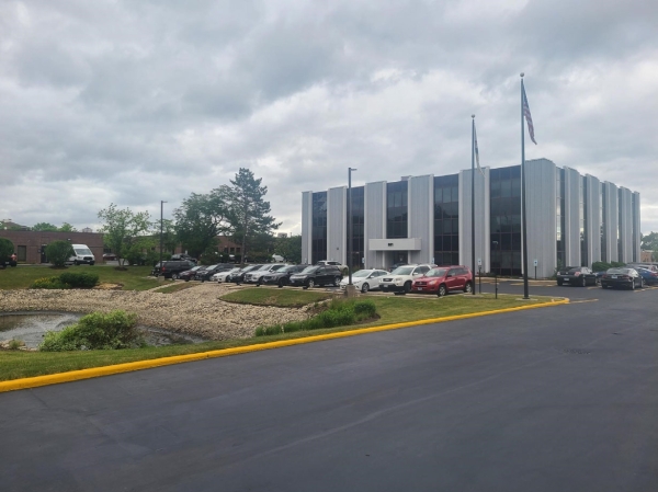 Listing Image #1 - Office for lease at 801 N Cass Avenue, Westmont IL 60559
