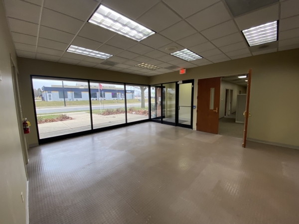Listing Image #2 - Office for lease at 201 Devonshire Drive, Champaign IL 61820