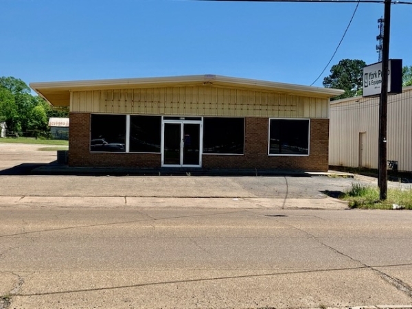 Listing Image #1 - Others for lease at 822 Commerce, Kilgore TX 75662 Listing Image #1 - Others for lease at 822 Commerce, Kilgore TX 75662