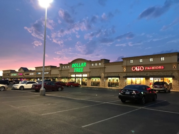 Listing Image #1 - Retail for lease at 5510 4th Street, Lubbock TX 79416