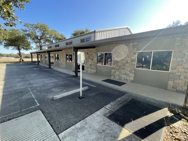 Listing Image #1 - Office for lease at 37131 I-10 W #102, Boerne TX 78006