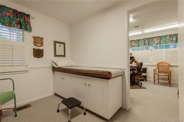 Listing Image #7 - Office for lease at 67 N Main St, Essex CT 06426 Listing Image #7 - Office for lease at 67 N Main St, Essex CT 06426