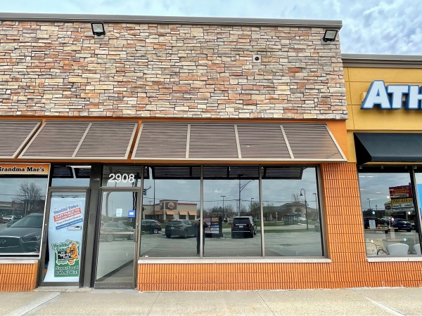 Listing Image #1 - Shopping Center for lease at 2908 N Calumet Ave, Valparaiso IN 46383