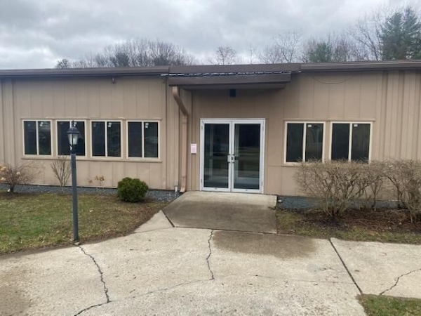 Listing Image #1 - Office for lease at 431 New Karner Road, Colonie NY 12205