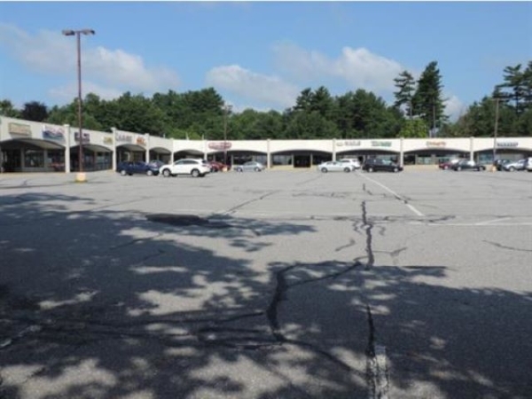 Listing Image #1 - Retail for lease at 44 Nashua Road, Londonderry NH 03053