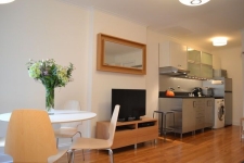 Listing Image #2 - Multi-family for lease at 390 Everett Avenue, Palo Alto CA 94301