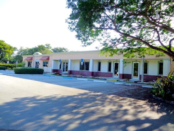 Listing Image #1 - Office for lease at 205 SW 84th Ave, Plantation FL 33324