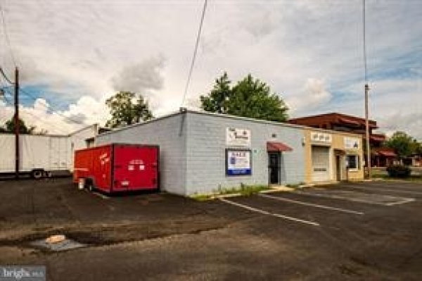 Listing Image #1 - Multi-Use for lease at 3273 Old Washington Road #A&B, Waldorf MD 20602
