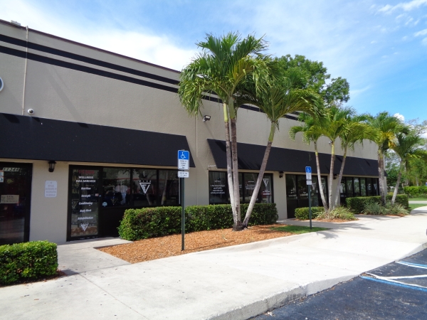 Listing Image #1 - Retail for lease at 11350 Wiles Rd, Coral Springs FL 33076