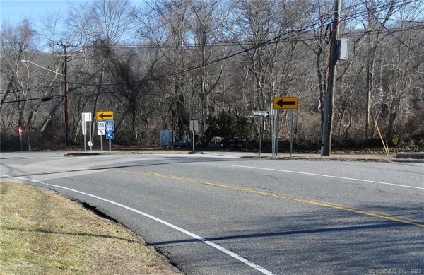 Listing Image #6 - Office for lease at 389 Shore Rd Unit #1, Old Lyme CT 06371