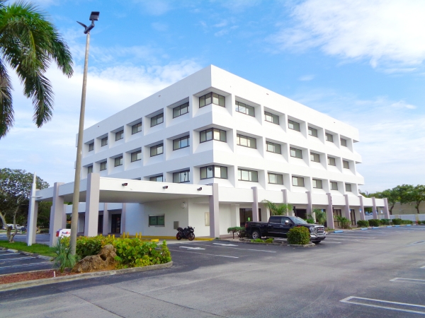 Listing Image #1 - Office for lease at 351 S Cypress Rd #307, Pompano Beach FL 33060