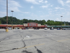 Listing Image #1 - Retail for lease at 4011 Brainerd Road, Chattanooga TN 37411