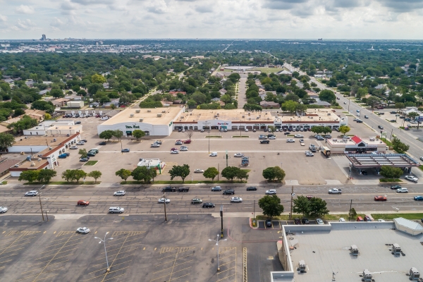 Listing Image #1 - Retail for lease at 3315 Bell St, Amarillo TX 79106
