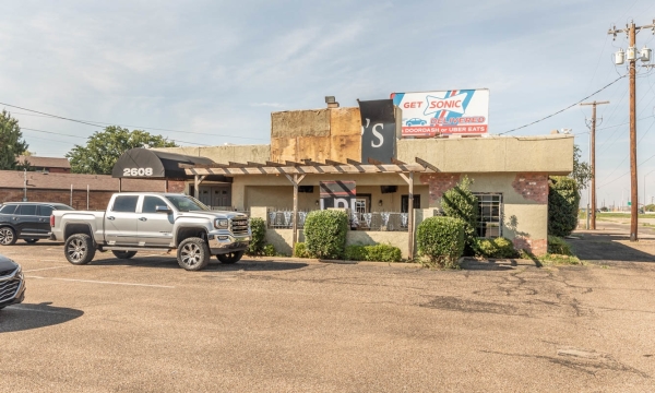 Listing Image #2 - Retail for lease at 2608 Salem Ave, Lubbock TX 79410