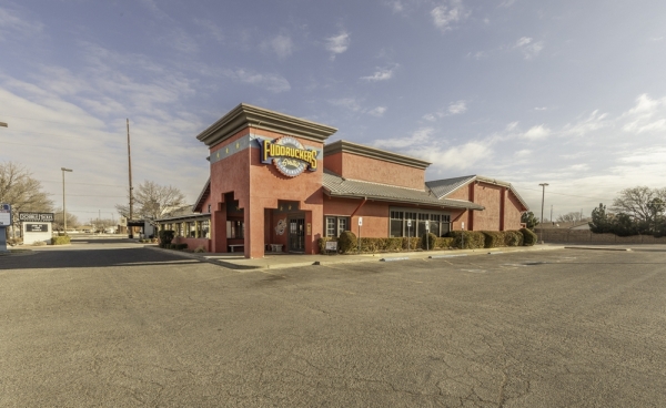 Listing Image #2 - Retail for lease at 5501 Slide Rd, Lubbock TX 79414