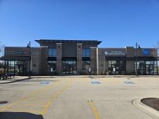 Retail property for lease in Mokena, IL