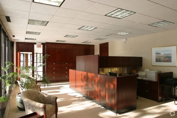 Listing Image #5 - Office for lease at 10 Gordon Drive, Totowa NJ 07512
