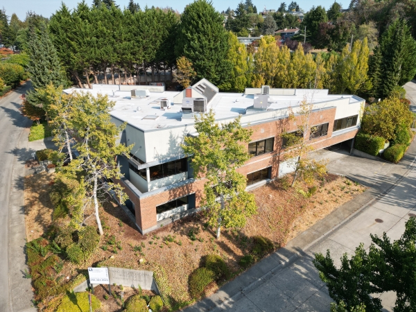 Listing Image #2 - Office for lease at 2600-2602 Cherry Ave, Bremerton WA 98310
