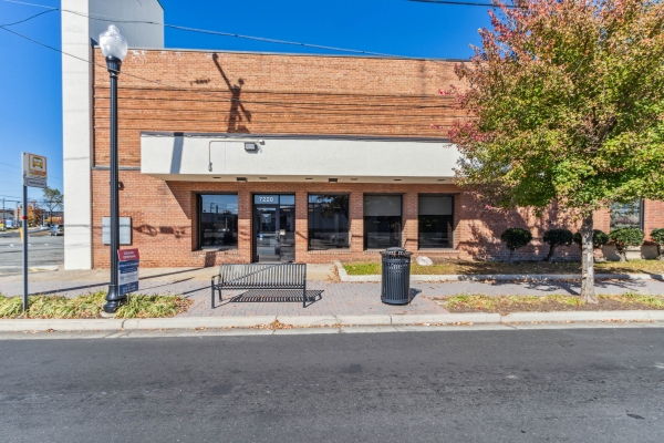 Listing Image #1 - Retail for lease at 7220 Columbia Pike, Annandale VA 22003