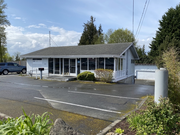Listing Image #1 - Retail for lease at 12840 NE 85th St, Kirkland WA 98033