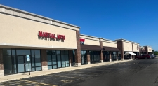 Retail property for lease in Naperville, IL