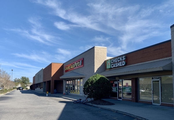 Listing Image #3 - Retail for lease at 4391 Dorchester Rd, North Charleston SC 29405