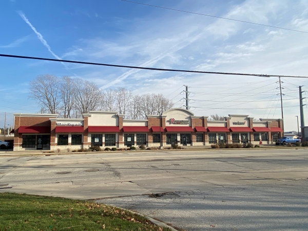 Listing Image #1 - Retail for lease at 2106 S. Neil St., Champaign IL 61820