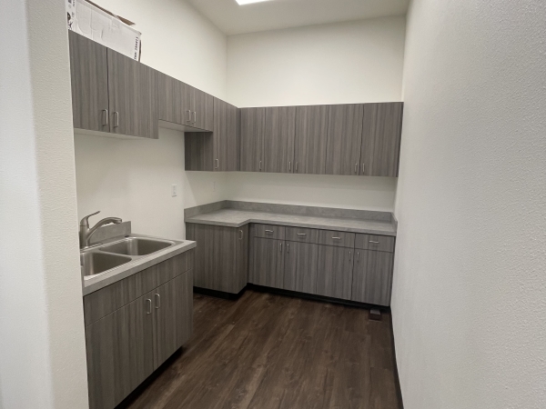 Listing Image #2 - Office for lease at 669 Ray J. Glatt Circle Suite A and Suite B, Woodburn OR 97071