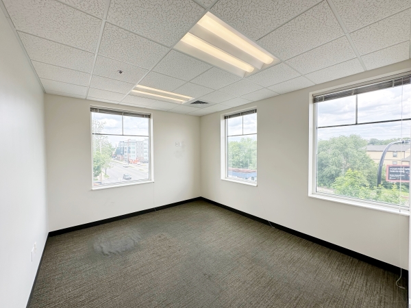 Listing Image #2 - Office for lease at 901 W University Ave, Champaign IL 61801