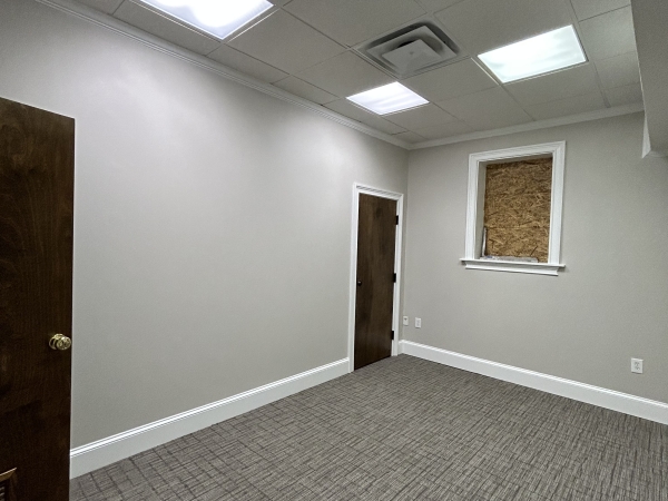 Listing Image #3 - Office for lease at 195 W Pike, Lawrenceville GA 30046 Listing Image #3 - Office for lease at 195 W Pike, Lawrenceville GA 30046