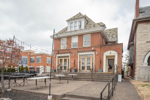 Listing Image #1 - Retail for lease at 4239 Lindell Boulevard, St. Louis MO 63108 Listing Image #1 - Retail for lease at 4239 Lindell Boulevard, St. Louis MO 63108