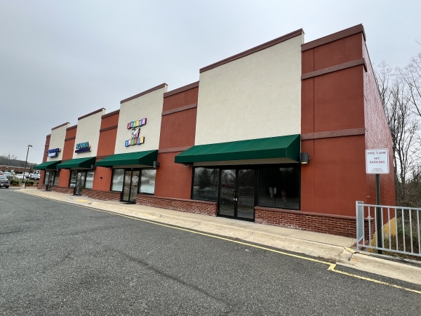 Listing Image #1 - Retail for lease at 963 Garrisonville Road, Suite 104, Stafford VA 22556