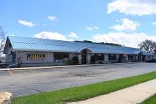 Retail for lease in Janesville, WI