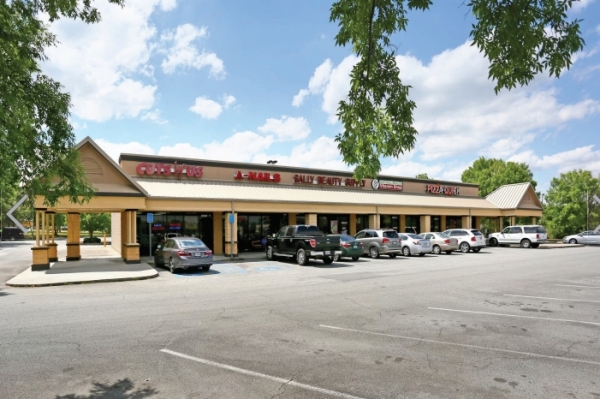 Listing Image #1 - Retail for lease at 3262 Inner Perimeter Road Suite F, Valdosta GA 31602